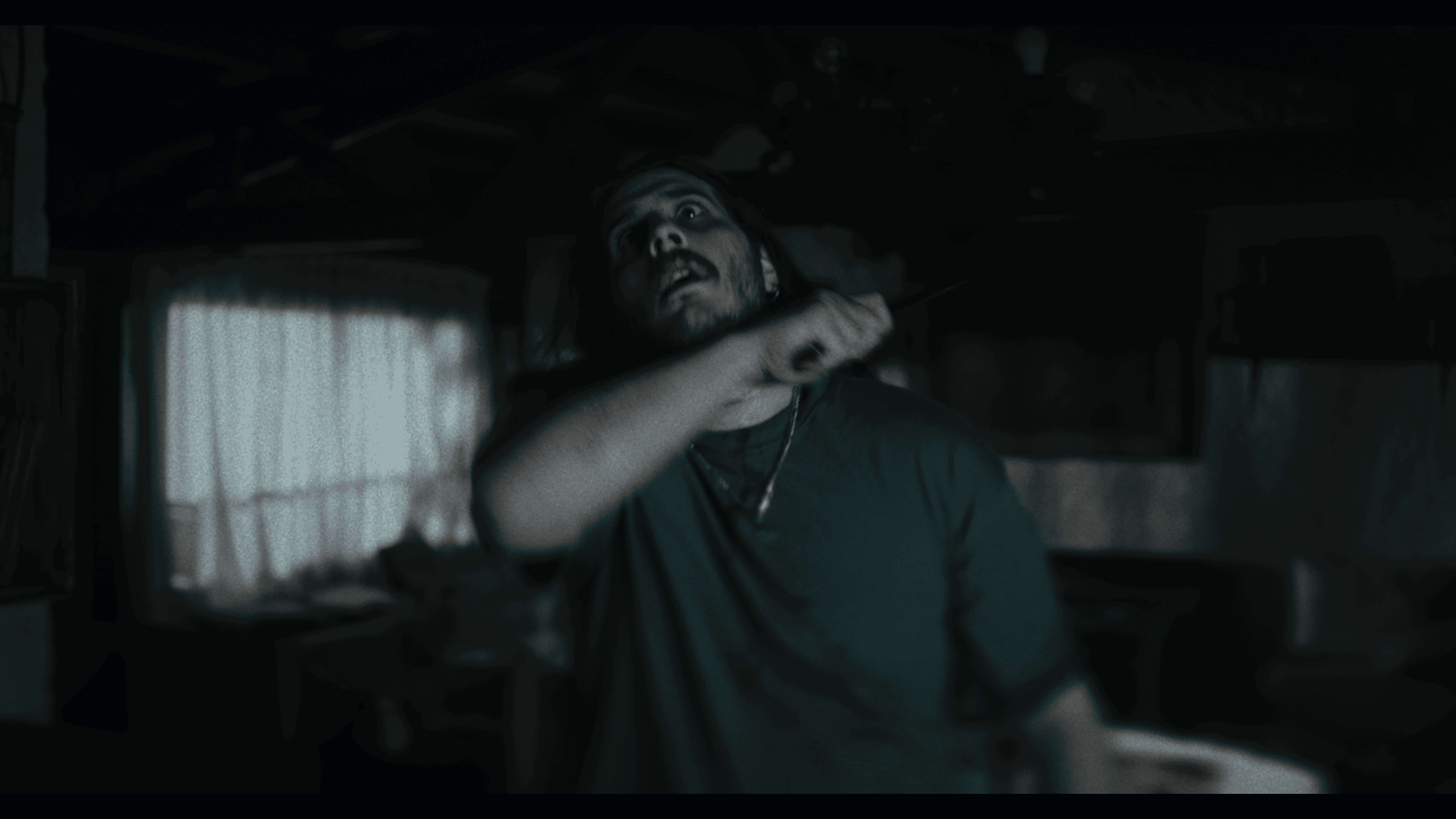 Mas alla de los espejos - Scene 6