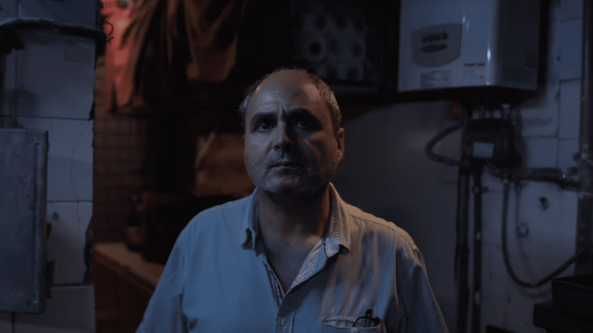 Matar al mensajero - Scene 6
